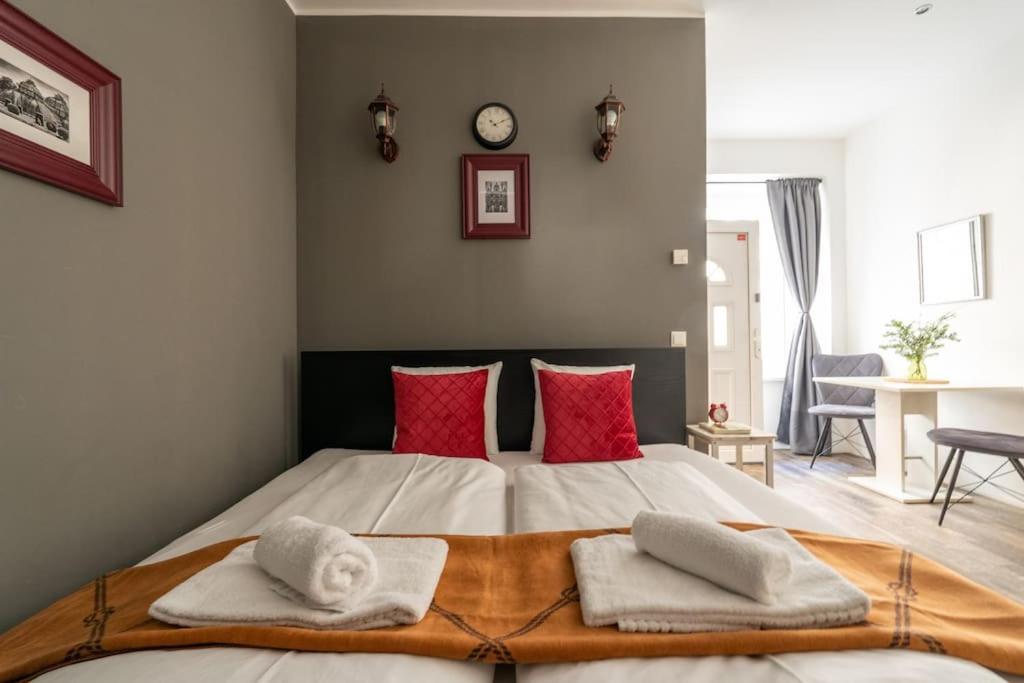 Chic Studio By City Center By Hm Wien Eksteriør bilde
